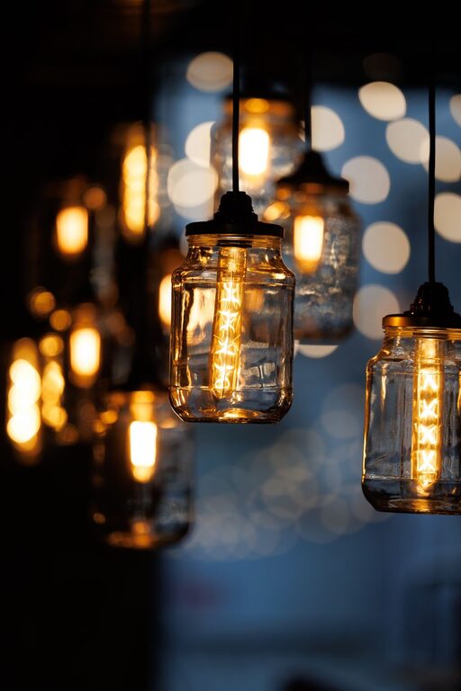 Consigli per scegliere un’illuminazione domestica confortevole